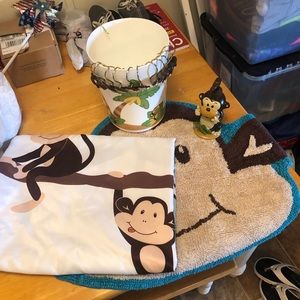 Monkey bathroom set